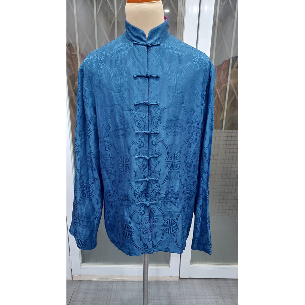 Atasan cheongsam pria bolak balik biru ungu lengan panjang