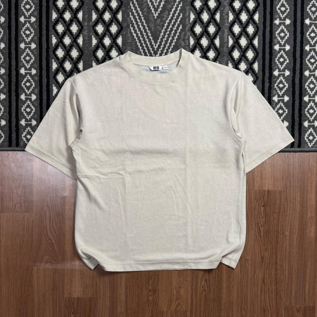 UNIQLO U AIRISM TSHIRT