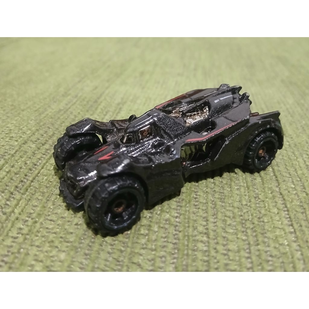 Hotwheels BATMOBILE