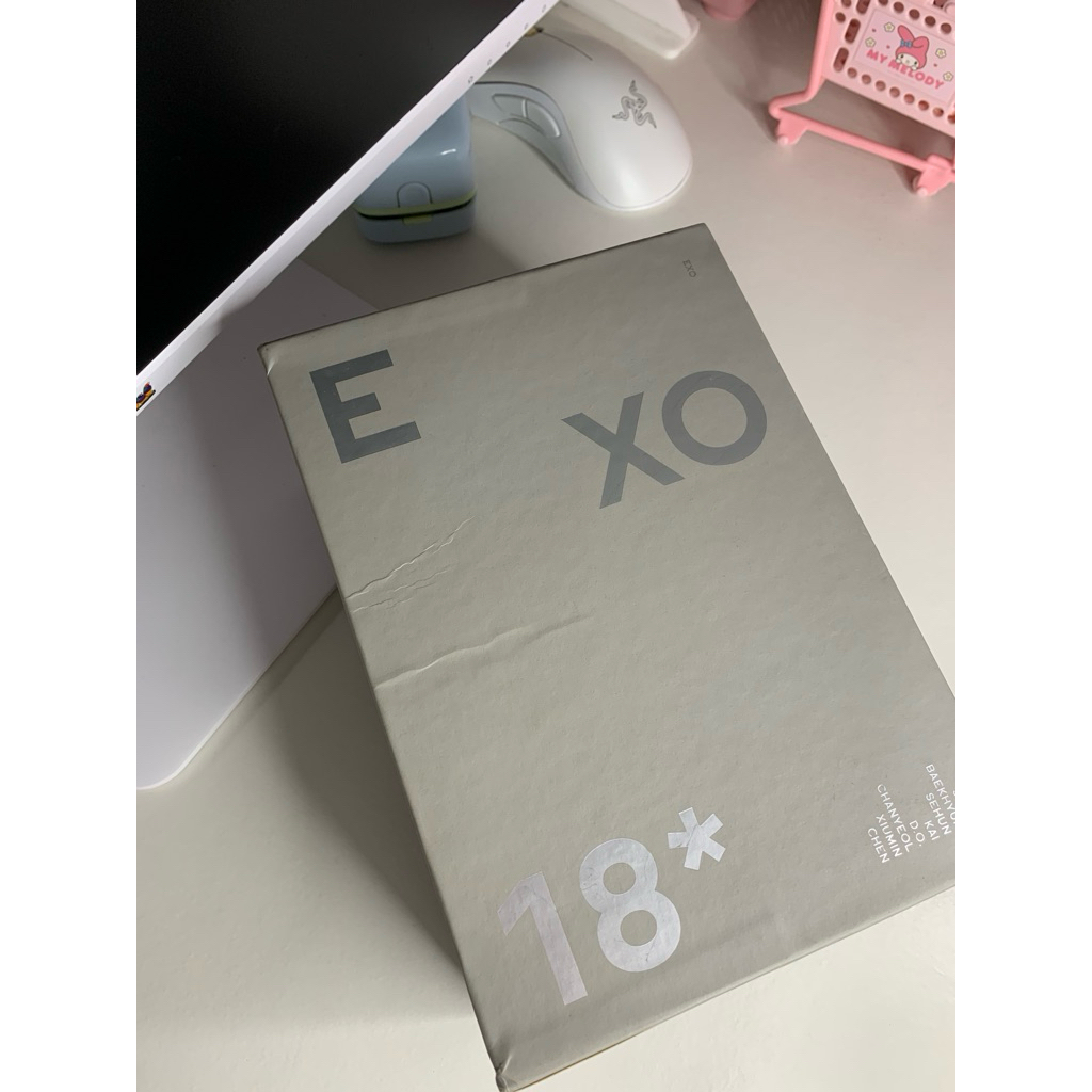 wts season greeting 2018 exo box monthly planner