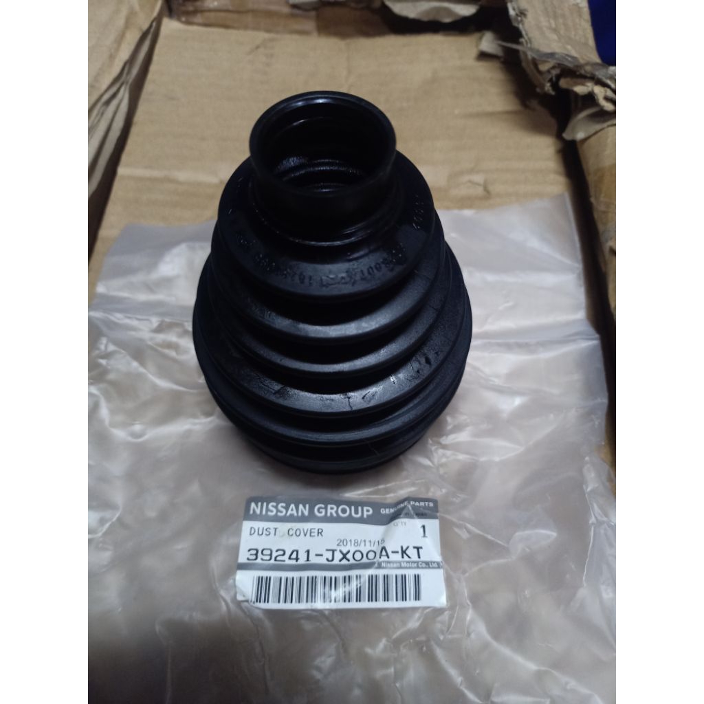 penutup debu(dust cover) CV join asli Nissan grand livina,Xtrail t30,t31,t32,serena c24 dan march