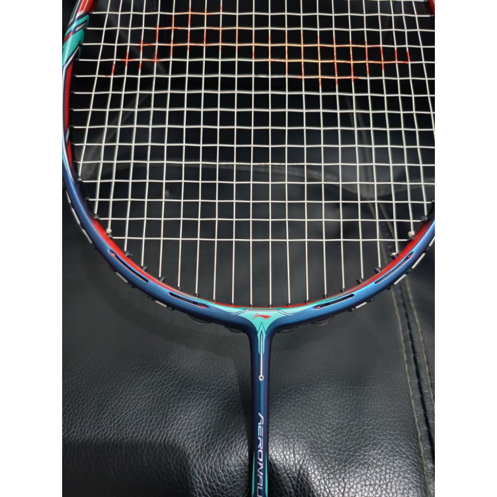raket badminton lining aeronaut 9000c