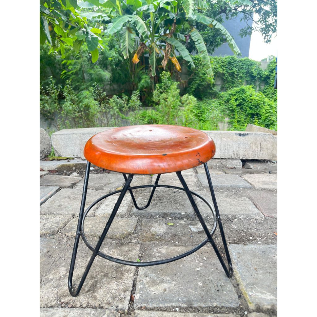 kursi besi kursi bulat kursi pendek kursi baso kursi cafe kursi besi kursi kayu dingklik