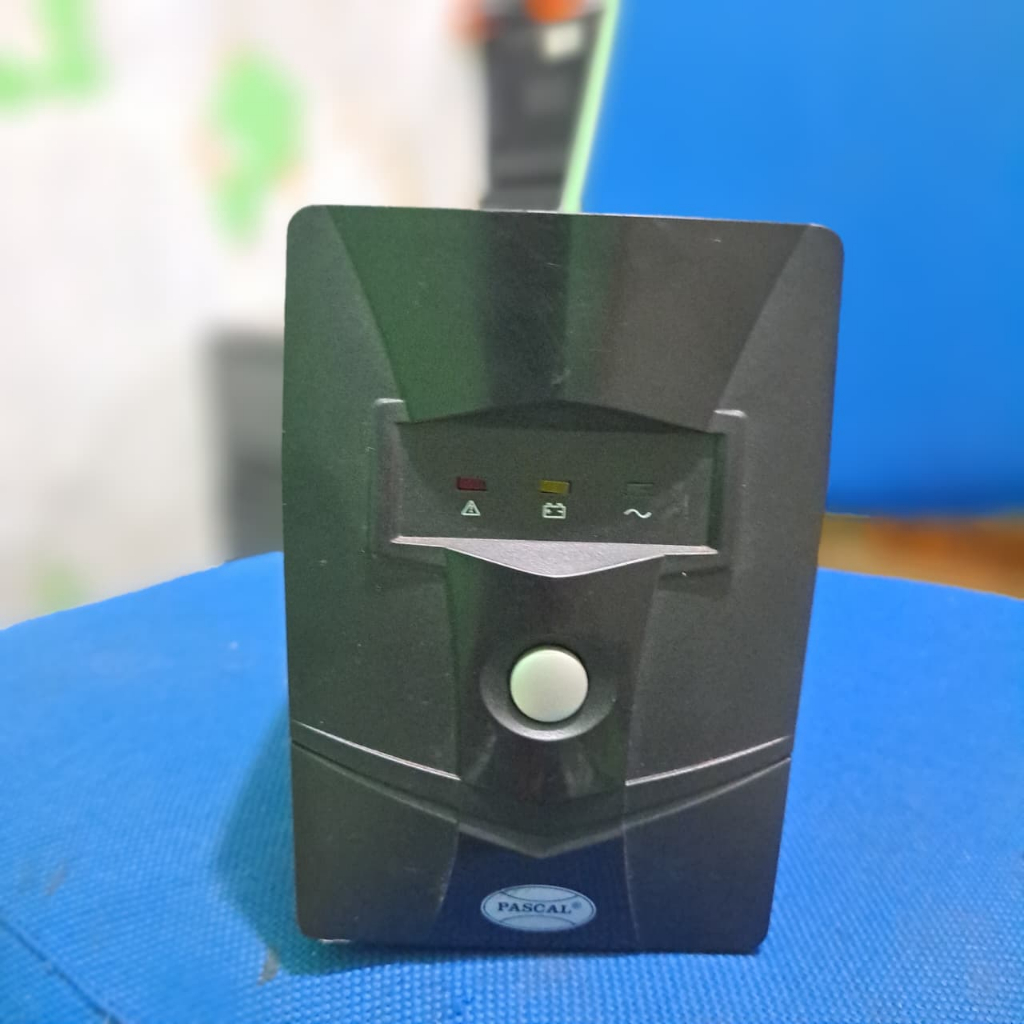 UPS 650VA 600 VA 650 VA - Bekas Normal