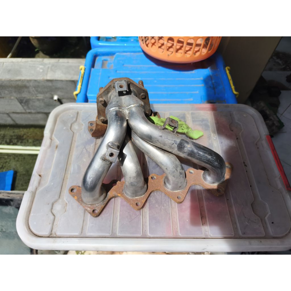 header Mitsubishi lancer cedia cs5