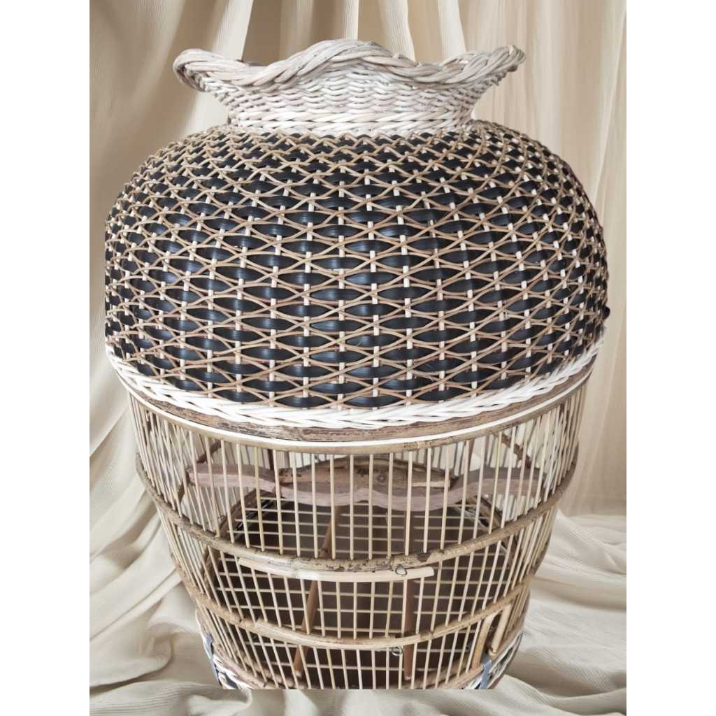 Sangkar Perkutut Anyaman Rotan Kombinasi Sintetis Anyaman Silang