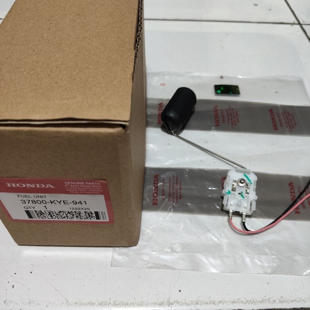 37800-KYE-941 FUEL UNIT Pelampung bensin fuel pump Megapro fi original 37800KYE941 Mega pro New mono