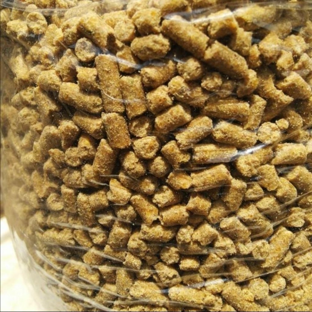 pakan ayam/makanan ayam/pur babi/pur 551 1KG