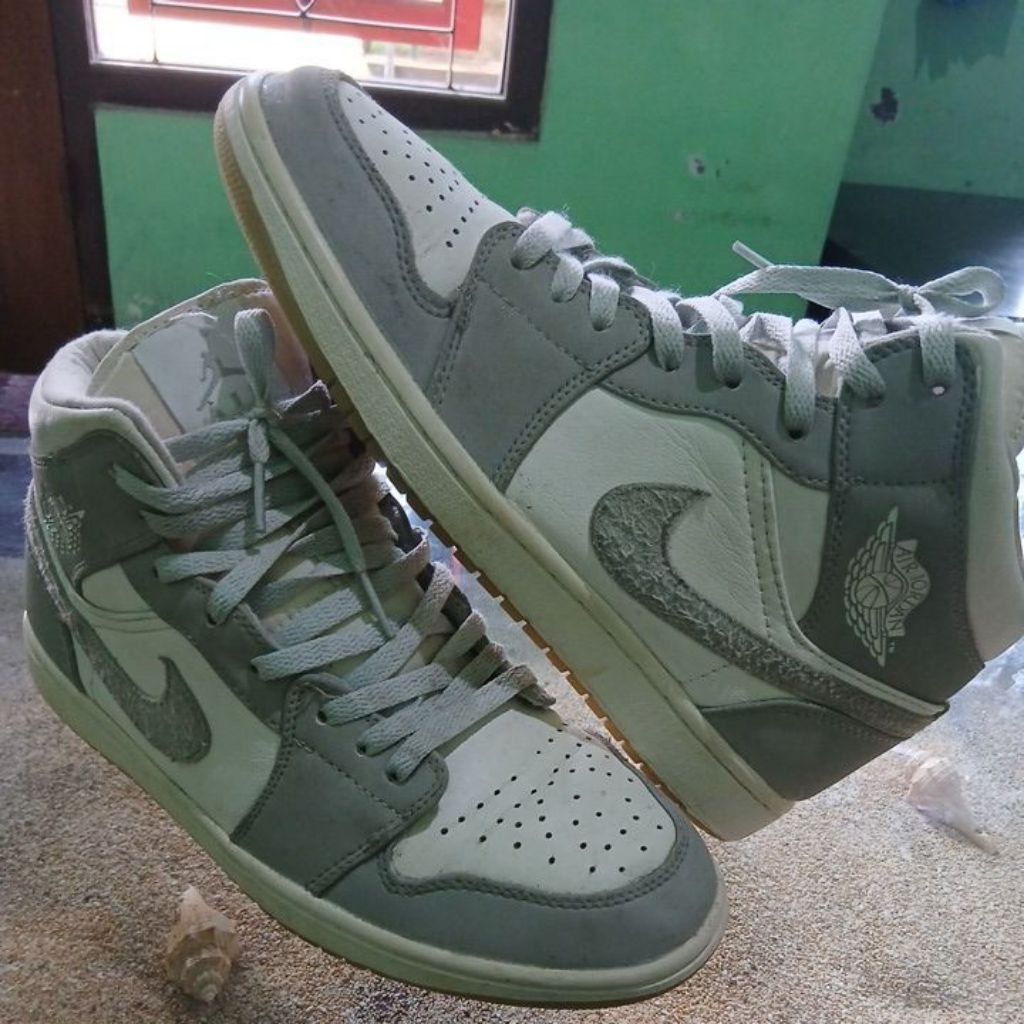 Sepatu Nike jordan Aj1