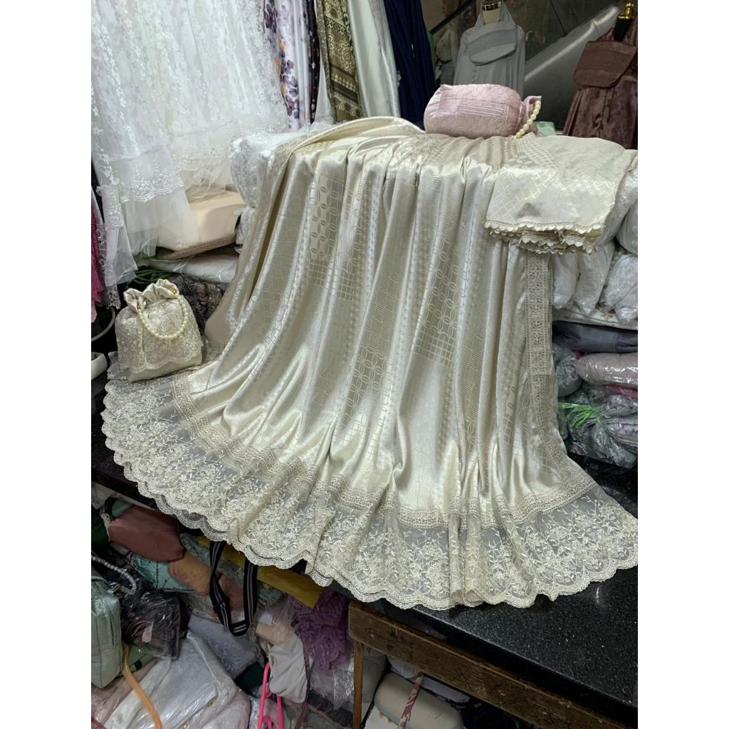Mukena aina renda/ mukena sutra premium/ mukena cantik/ mukena mewah dan elegan/ jumbo dan mukena  d