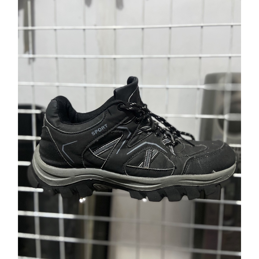 sepatu gunung trail run