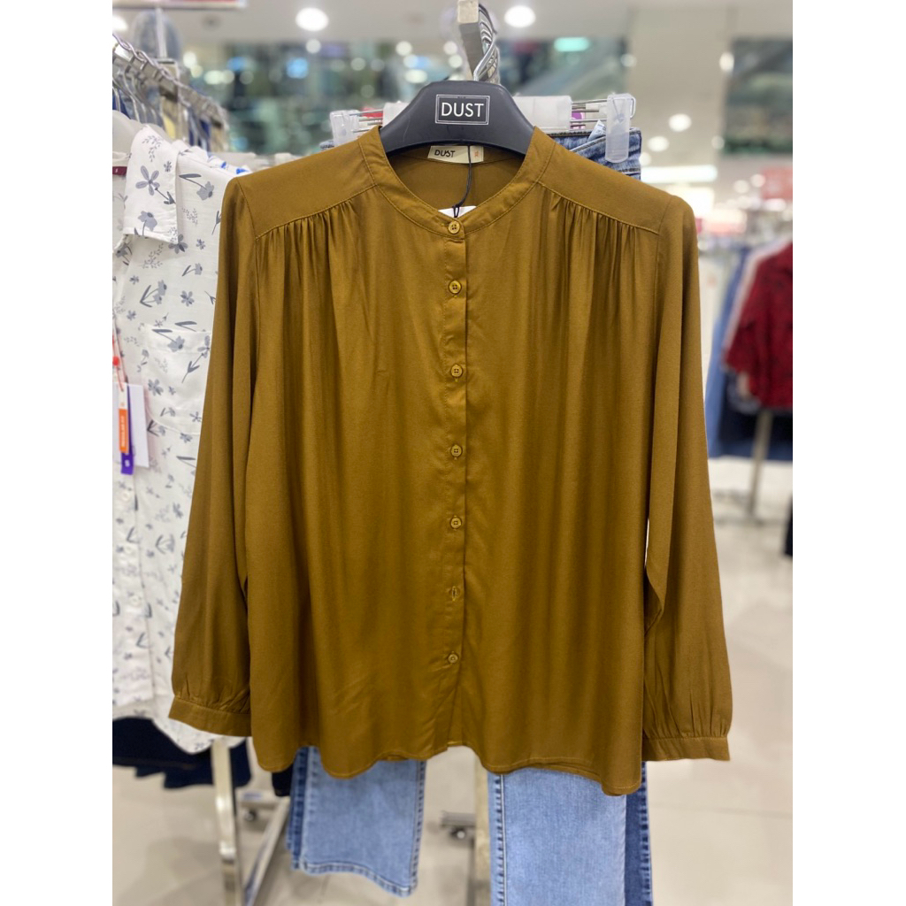 kemeja wanita polos brand DUST
