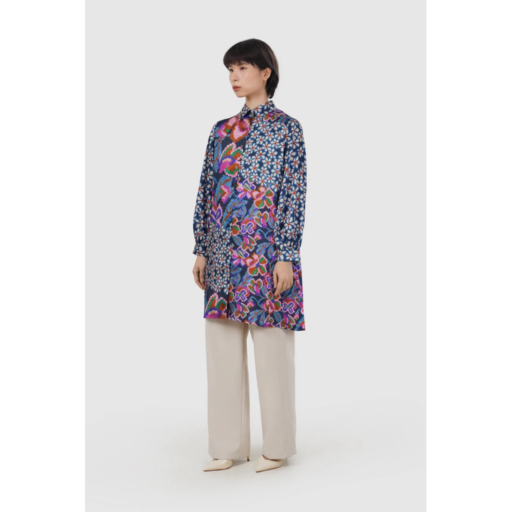 New - Benang Jarum Eclora Tunic Shirt S