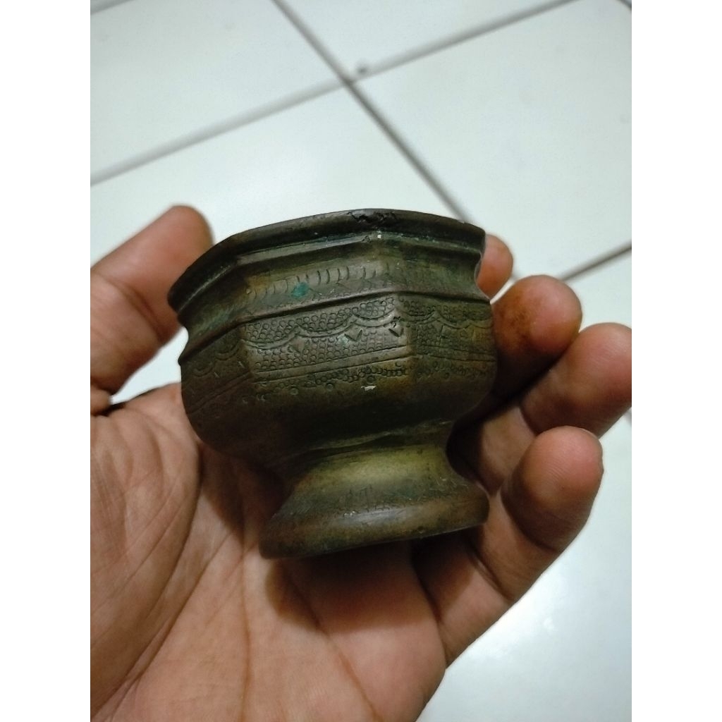 Cepuk , guci Antik Lawasan Kuno