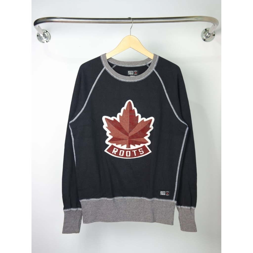 (P69xLD114) Crewneck Roots Canada Fleece