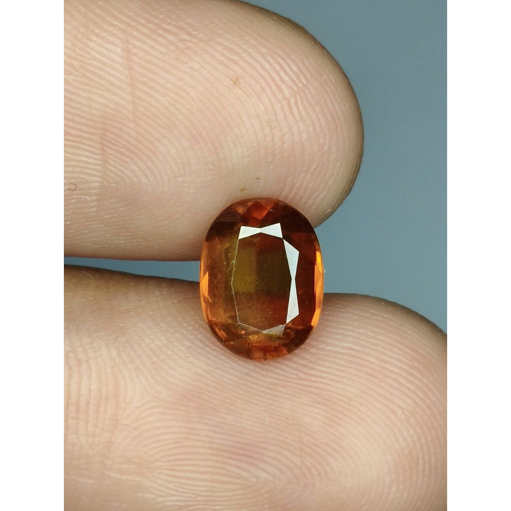 Orange Kyanite 8 x 6 x 3 mm