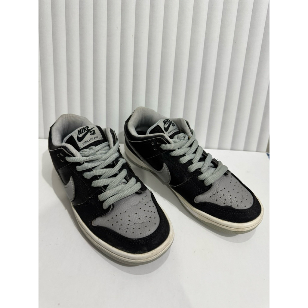 Sepatu Dewasa NIKE SB Dunk Low Pro Zoom Air Original Size 36 Insole 22.5cm Warna Hitam Abu-Abu Prelo