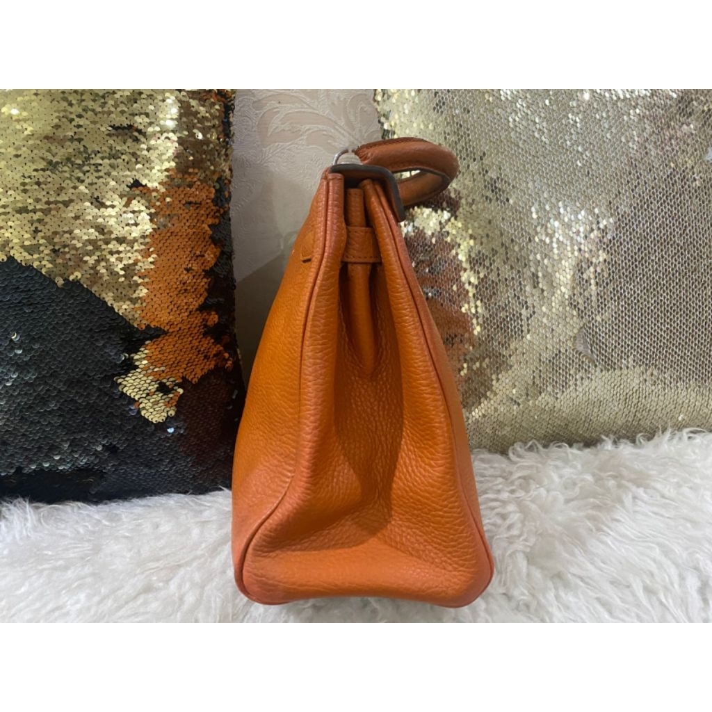 Hermess Kelly 32 Togo Orange bag