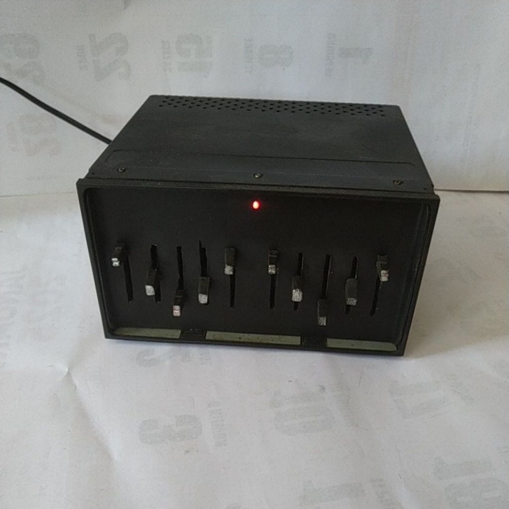 Ronica Equalizer 5 Channel Stereo