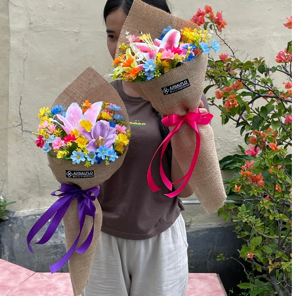 Ajisaiflo - Buket Bunga Thumbelina Small Rustic | Kado Wisuda, Lamaran, Ulang Tahun & Hari Spesial