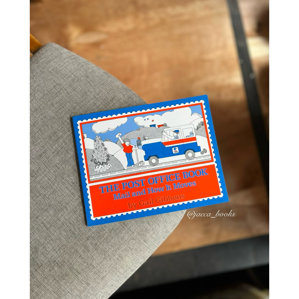 The Post Office Book: Mail and How It Moves By Gail Gibbons [Paperback]