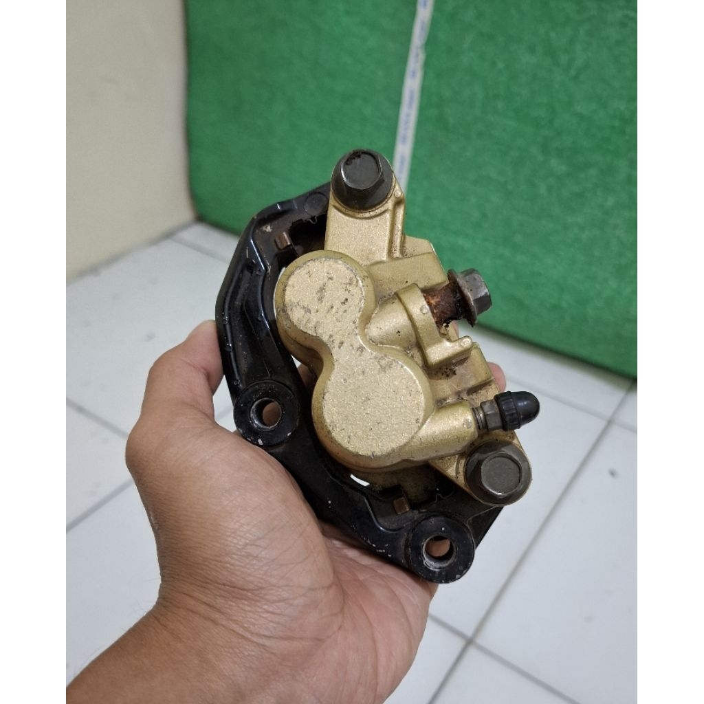 KALIPER ORIGINAL YAMAHA NOUVO Z