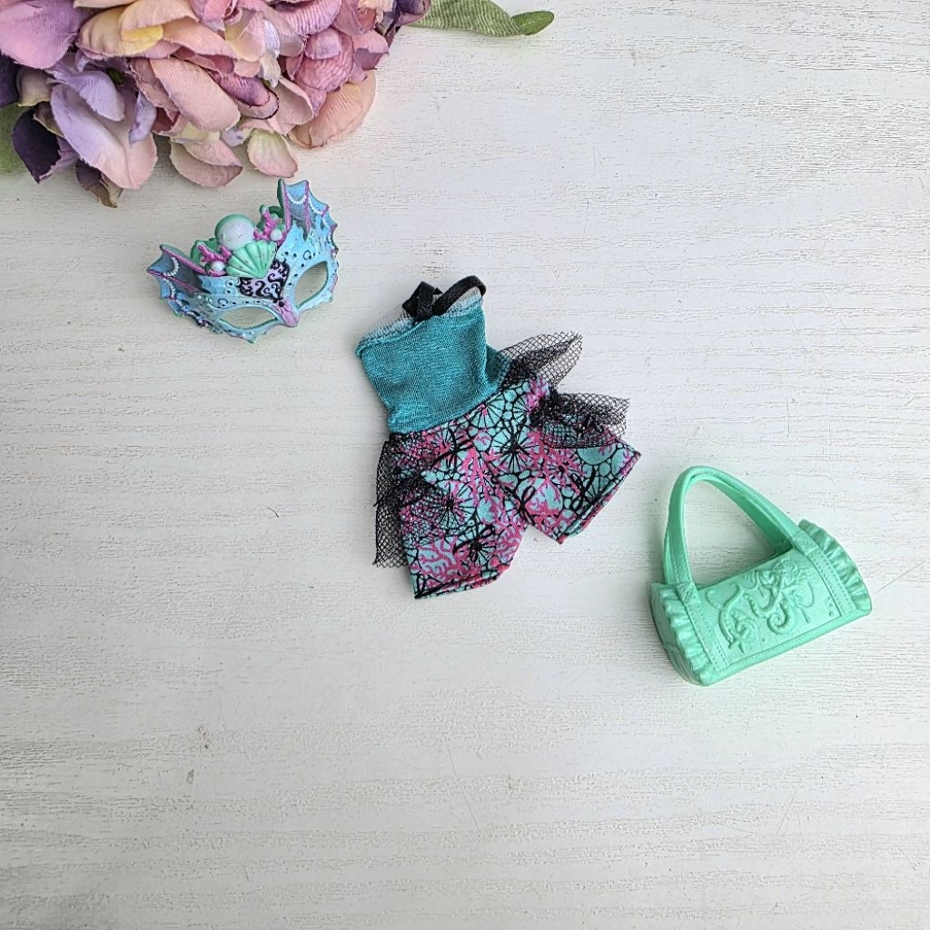 Baju Monster High / Mh doll Lagoona Buried Secrets set