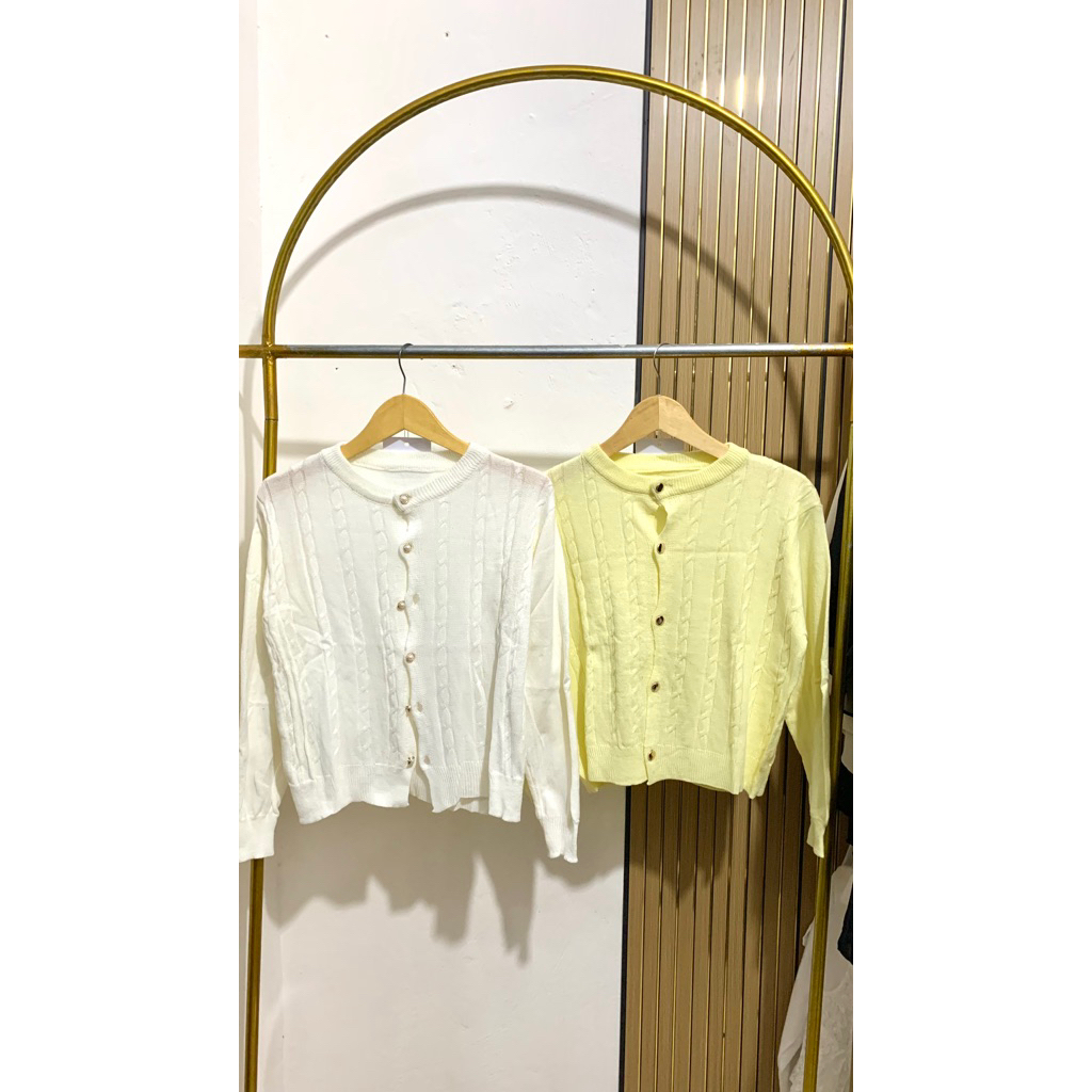 Cardigan Rajut Kepang Cable