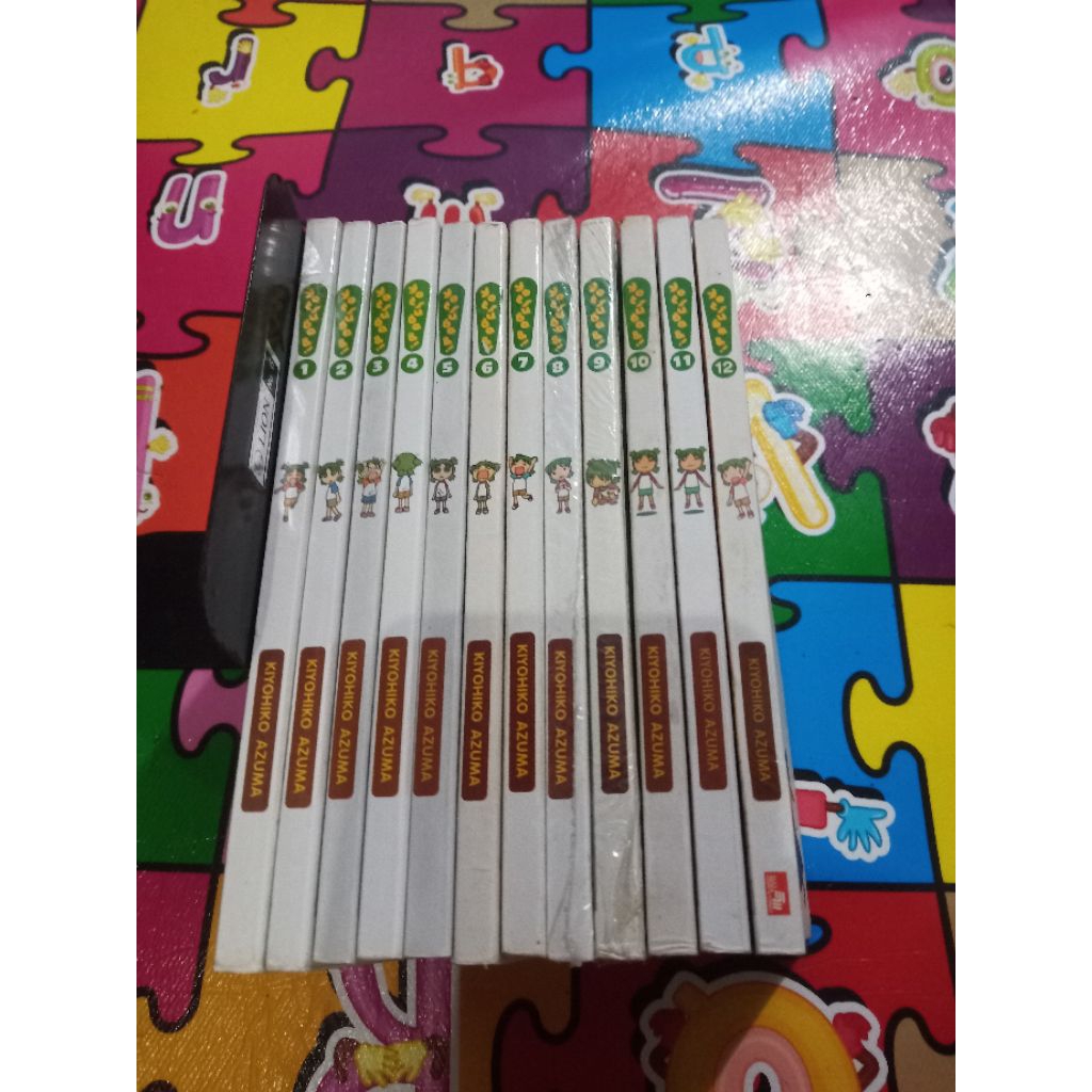 Set YOTSUBA 1 - 12 (Bekas) (2007)