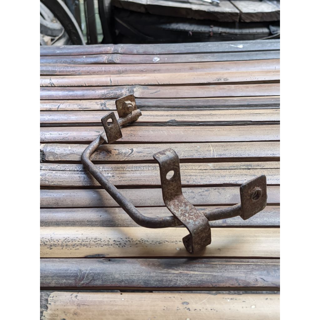 breket sayap Supra x lama ori