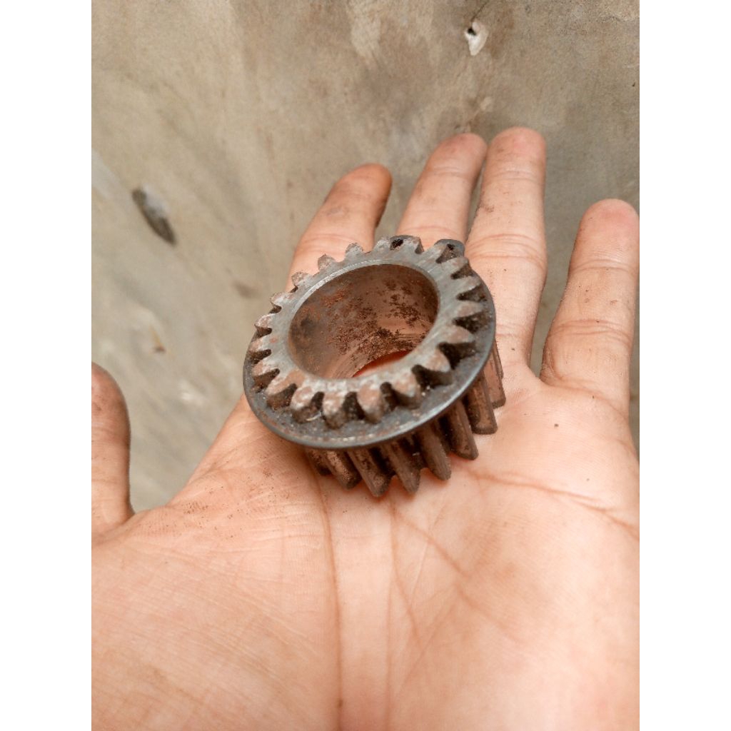 gigi primer RC100 TORNADO GX