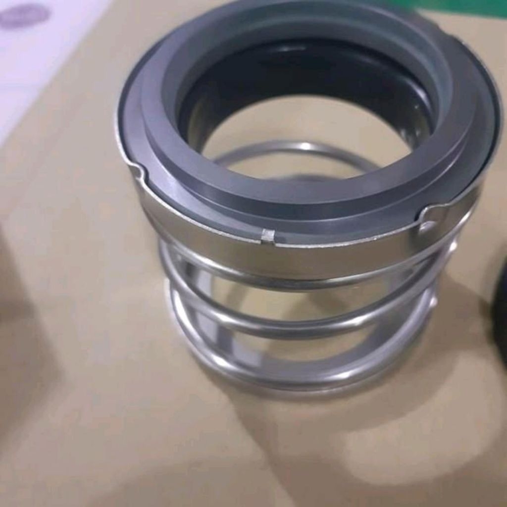 MECHANICAL SEAL 560D-40C + MECHANICAL SEAL FTK 40MM