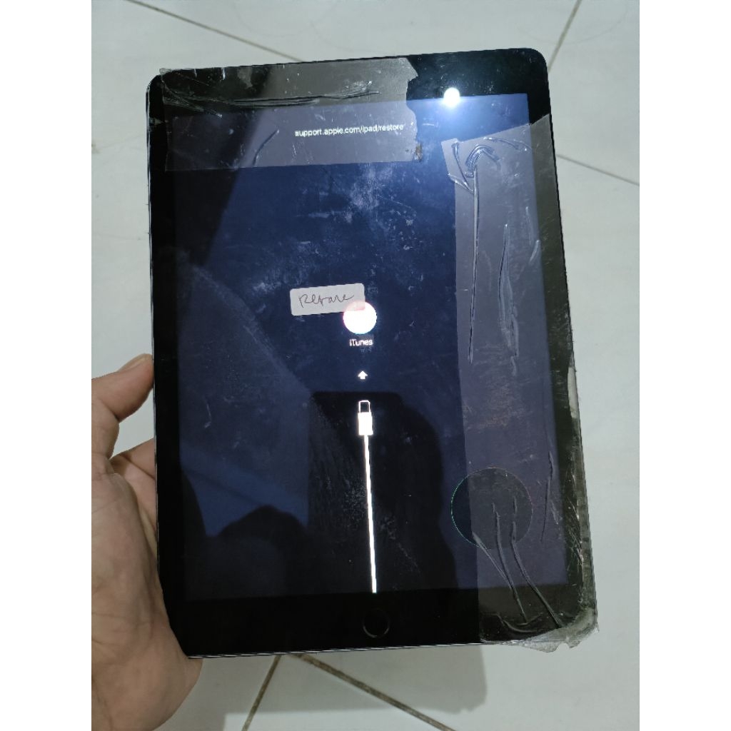 Ipad Air 2 Batangan mulus nyala minus colok Itunes