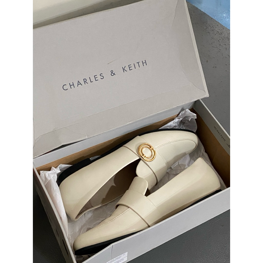 Preloved CnK Loafers & Tops