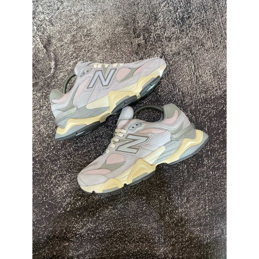 New Balance 9060