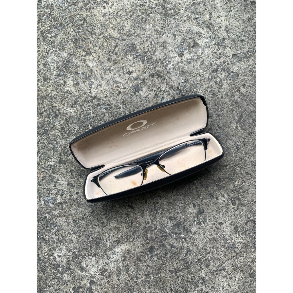 Frame Suglasses/kacamata Oakley Matte Black Vintage Y2k
