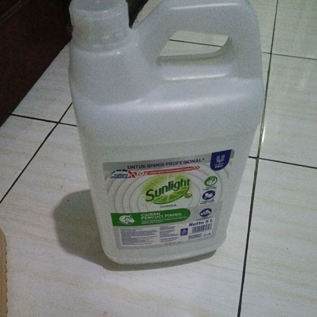 Jerigen_bekas_sunlight_5liter