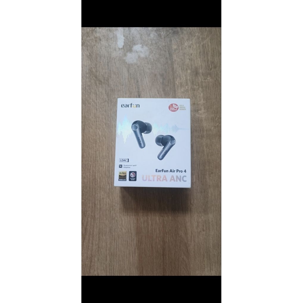 Earfun air pro 4