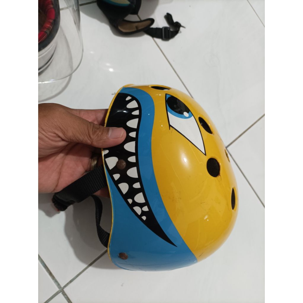 HELM SEPEDA RIFTING MONSA BEKAS YAA