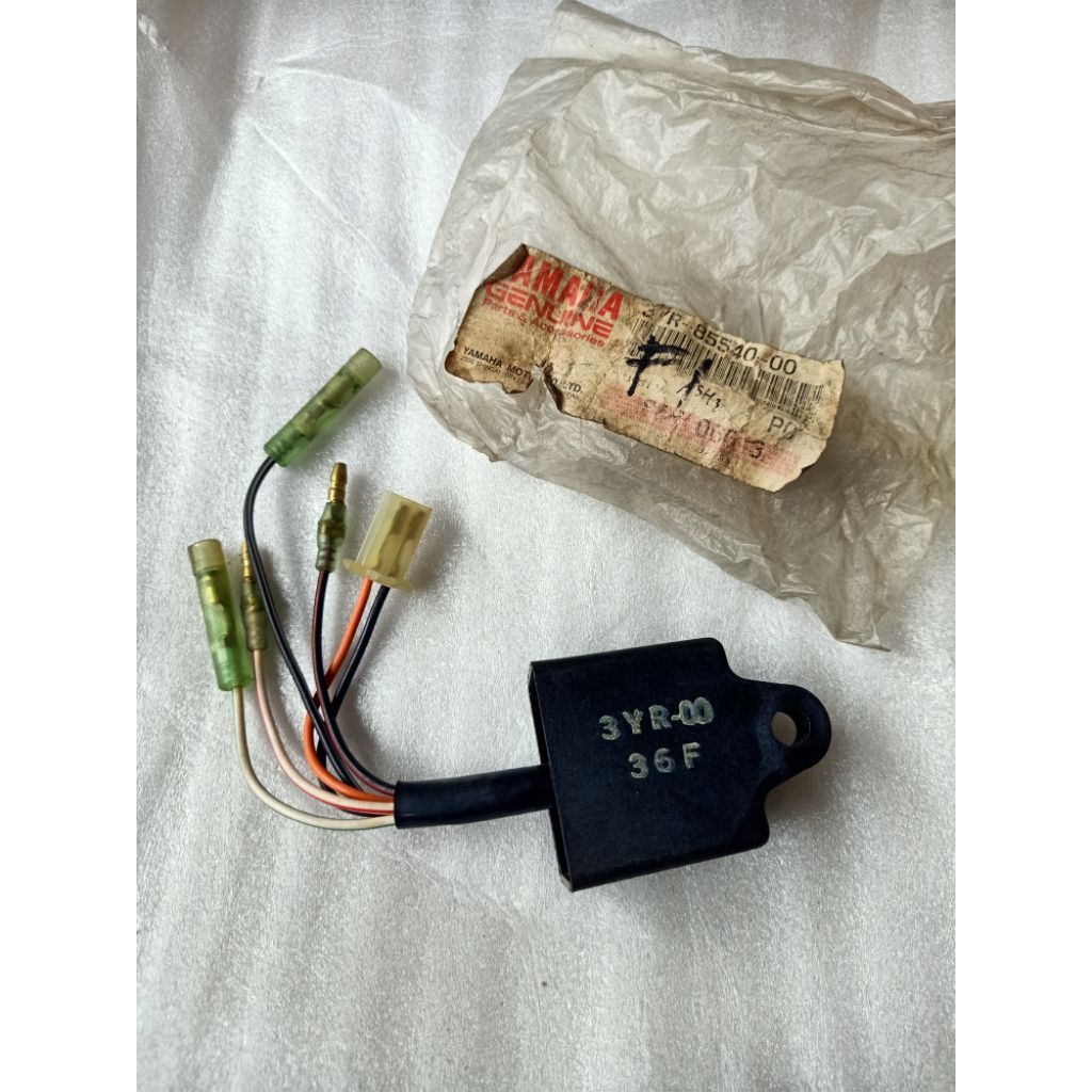 Cdi 3YR F1ZR F1Z Force 1 one lama original 100% Japan NOS