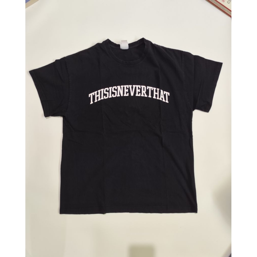 T-shirt THISISNEVERTHAT
