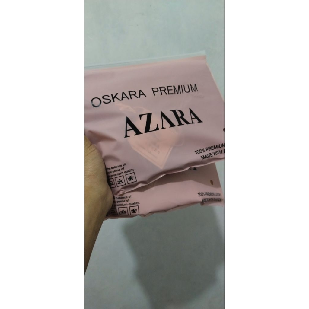 Kerudung Azara segi empat polos