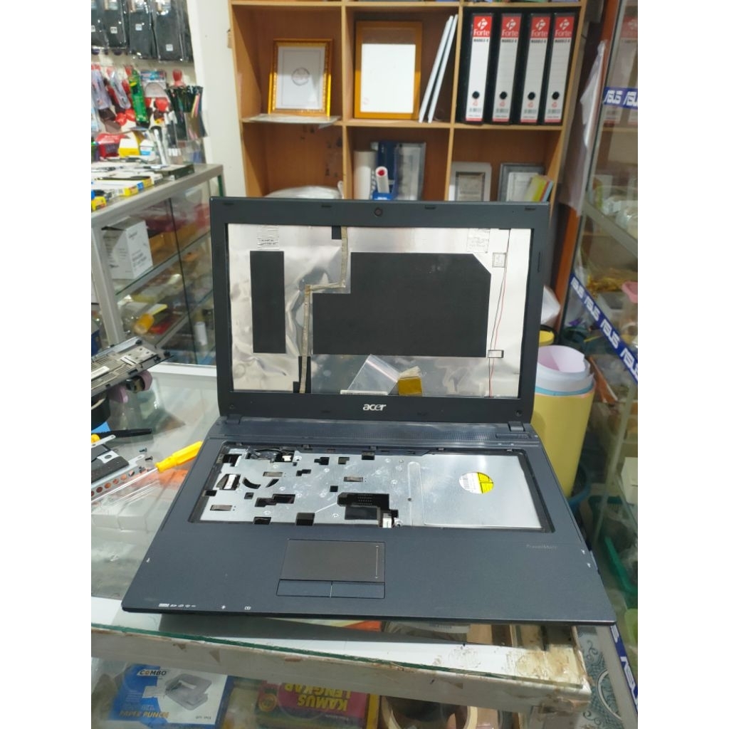 casing kesing laptop Acer travelmate 4740z