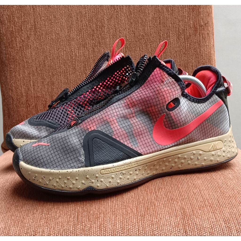 nike PG 4 PCG size 44 42,5/43 nyaman pakai