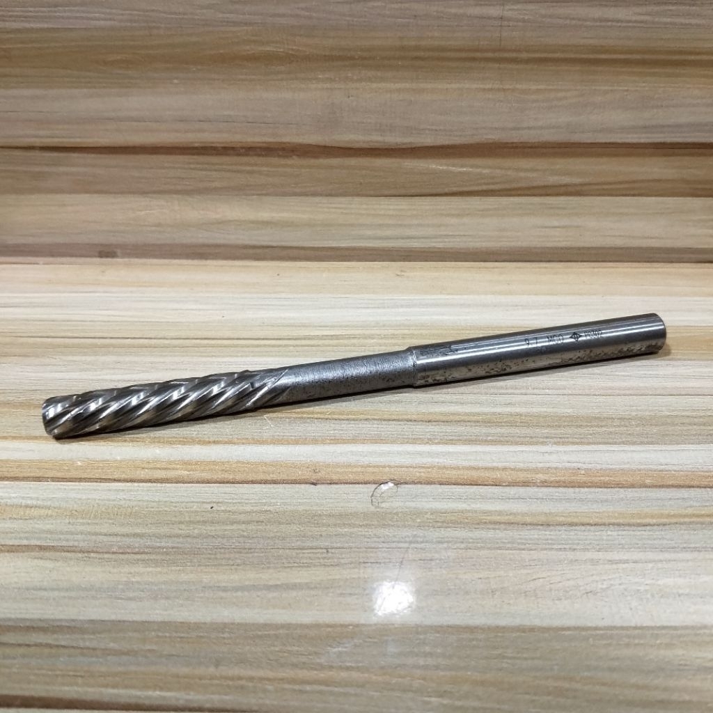 Reamer 9.7mm hss spiral hand rimer mesin 9.7 mm remer bekas bukan carbide