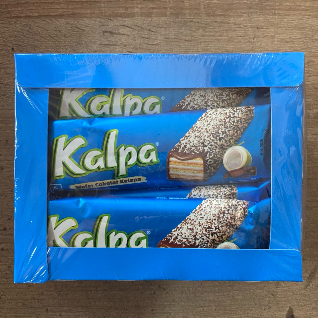 1 box Wafer COKELAT KELAPA KALPA MAYORA 12pc