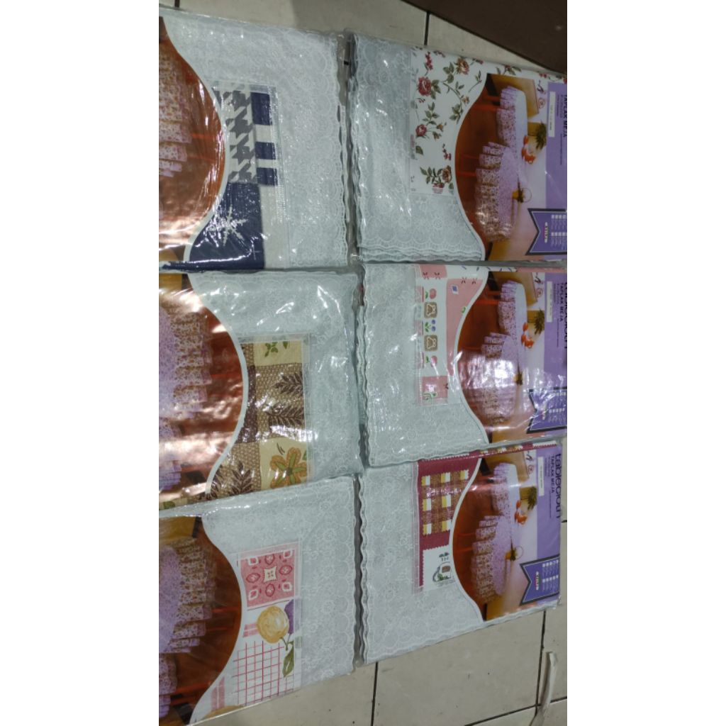 TAPLAK MEJA MAKAN MEIWA BERMOTIF PLASTIK TEBAL
