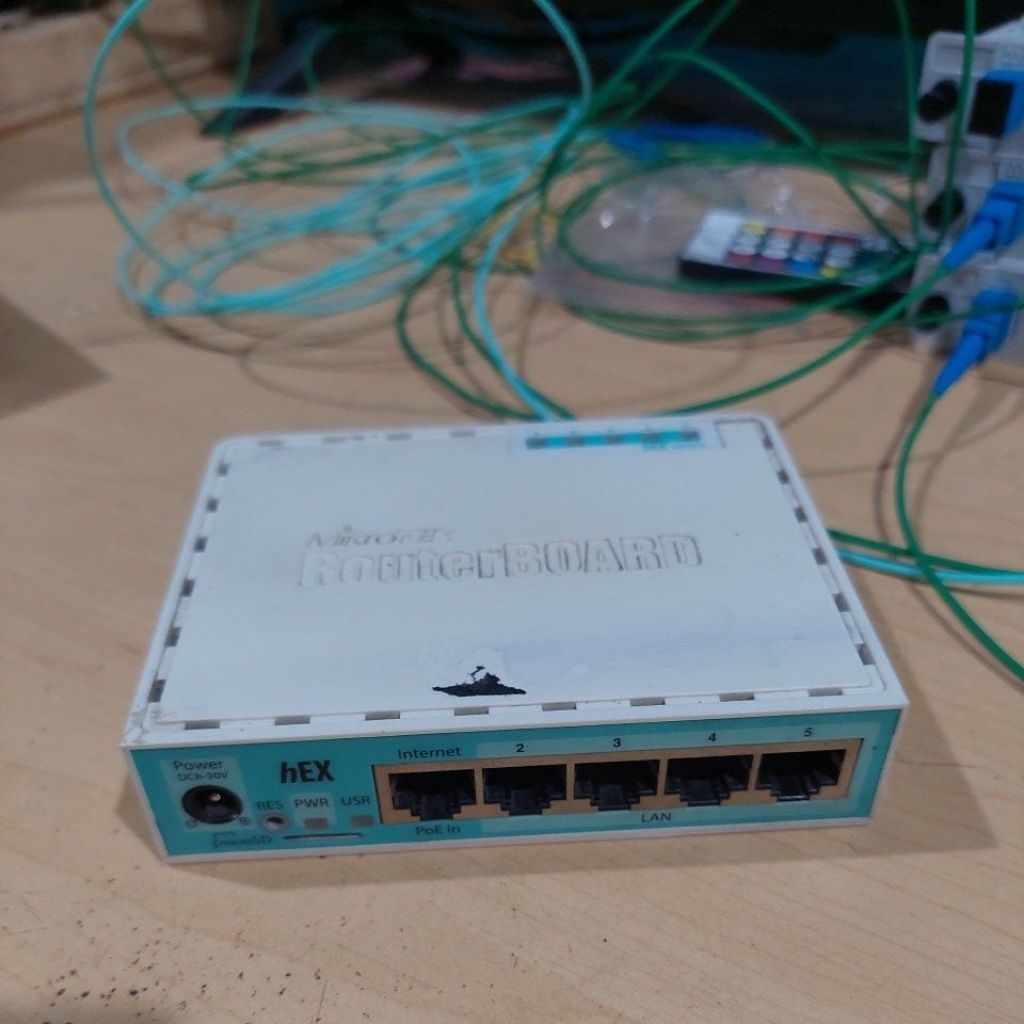 Mikrotik Rb750Gr3 second/bekas normal port aman