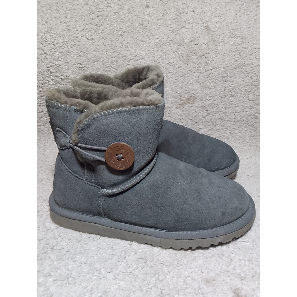 UGG Sheep Skin AUSTRALIA Warm Boots Sepatu Wanita AUTHENTIC WITH TAG