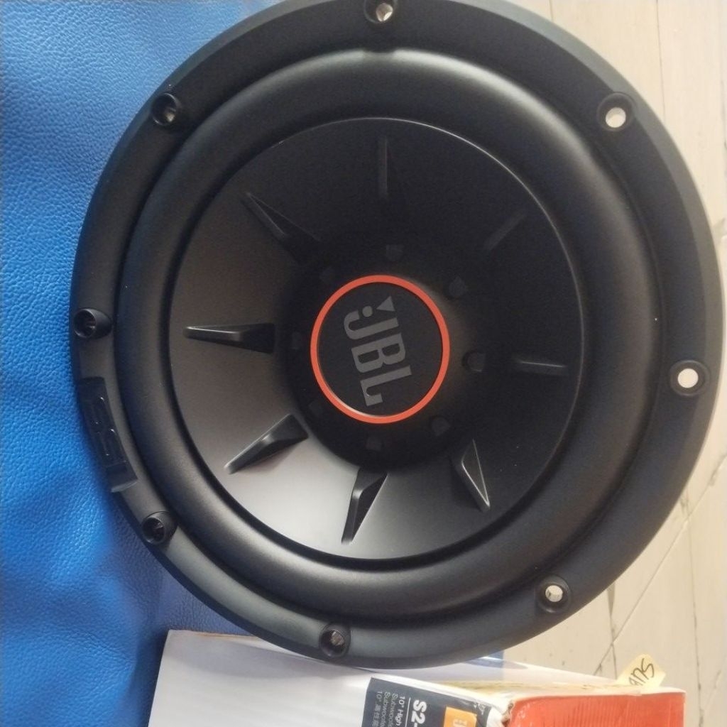 Subwoofer jbl S2-1024